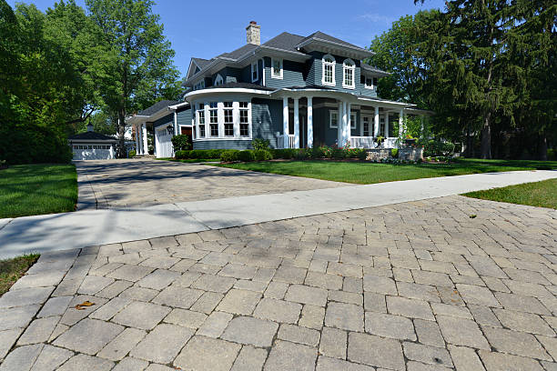 Best Affordable Driveway Paving  in Eugene, OR